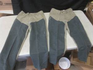 lot 43 image: (CSB) 2 Pair of Mens Columbia Bria...
