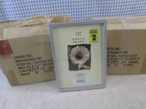 lot 53 image: (CSB) 12 - 5x7 Silver Mini EZ Pictu...