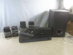 lot 82 image: (A-1) Sony STR-KS2000 Multi Channel...