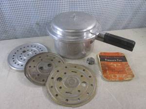 lot 125 image: (BS) Vintage Mirro Pressure Cooker ...