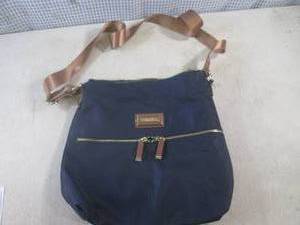 lot 142 image: (BSB) Calvin Klein Handbag...
