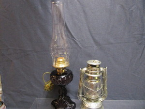lot 20 image: Amethyst Electrified Kerosene Lamp