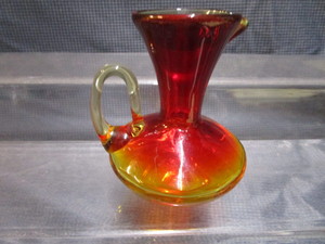 lot 8 image: Amberina Pitcher