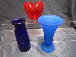 lot 29 image: Vintage Westmoreland, Cobalt