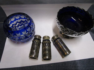 lot 47 image: Vintage Cobalt