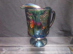 lot 69 image: Indiana Glass Pitcher