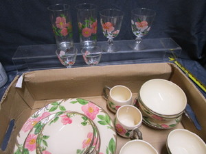 lot 96 image: Franciscan 2 Place Settings