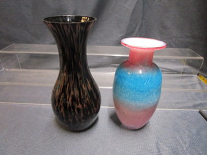 lot 153 image: Vases