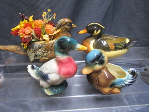 lot 168 image: Royal Copley & Planters