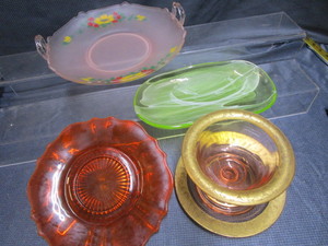 lot 183 image: Pink Depr.Trays, Mayo