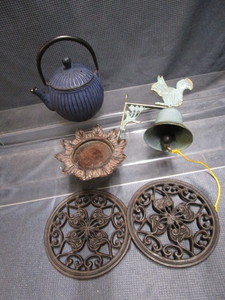 lot 184 image: Cast Teapot, Trivets, Bell