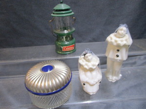 lot 210 image: Perfume Holders & Jar