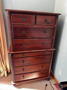 lot 31 image: Mahogany Finish 8-Drawer Tall Dresser with Decorative Hardware