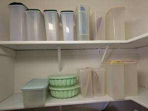 lot 413 image: Collection of Assorted Plastic Storage Containers with Lids