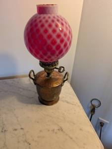lot 432 image: Antique Style Brass Oil Lamp with Cranberry Glass Shade
