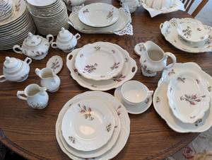 lot 473 image: Kitchen - Rosenthal Germany Classic Floral China Dinnerware Set