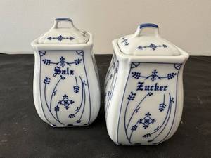 lot 602 image: Pair of Vintage Blue and White Porcelain Salt and Sugar Canisters