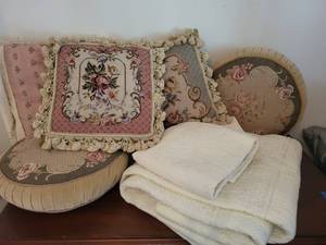 lot 337 image: Set of Vintage Tapestry Cushions and Quilted Throws