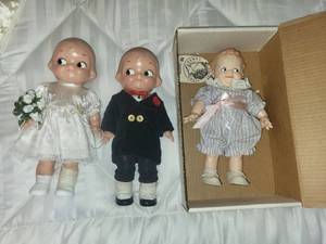 lot 343 image: Collection of 3 Vintage Cameo Kewpie Dolls by Jesco