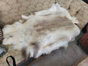 lot 371 image: Finnish Reindeer Hide Rug with Natural Coloring