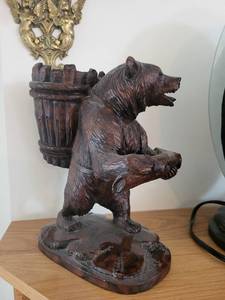 lot 23 image: Vintage Carved Wooden Bear Figurine with Basket