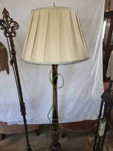 lot 531 image: Vintage Hand-Painted Floor Lamp with Ornate Base and Shade