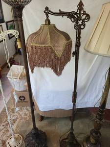 lot 24 image: Antique Floor Lamp with Decorative Fringe Shade