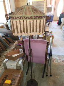 lot 29 image: Antique Floor Lamp with Tassel Fringe Shade