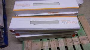 lot 13 image: 9 packages of 8 pcs of porcelain ti...