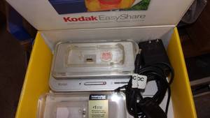 lot 123 image: kodak camera dock...