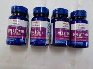 lot 51 image: Meijer Melatonin...