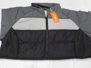 lot 74 image: Cutter and Buck size M Black and Gr...