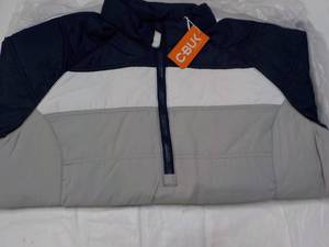 lot 77 image: Cutter and Buck size M NavyWhiteG...