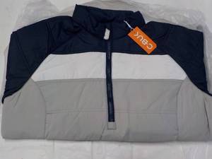 lot 80 image: Cutter and Buck size M NavyWhiteG...