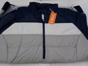 lot 87 image: Cutter and Buck size XXL NavyWhite...
