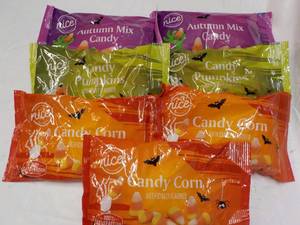 lot 99 image: 7 Bags Candy...