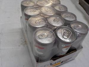 lot 159 image: 12 ct Celsius Peach Mango Green Tea...