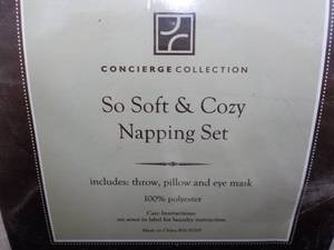 lot 161 image: Soft and Cozy Napping Set...