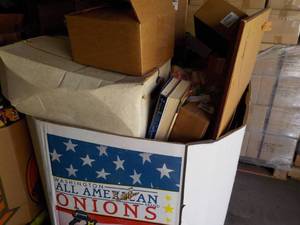 lot 176 image: Pallet of Overstock, Previous Aucti...