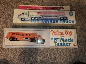 lot 53 image: Phillips 66 B Mack and Texaco Toy Tanker Trucks in Original Packaging