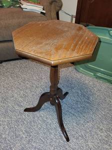 lot 60 image: Vintage Octagonal Wood Side Table