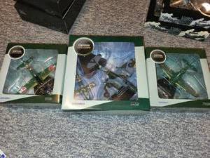 lot 68 image: Set of 3 Oxford Diecast Aviation Model Planes 172 Scale