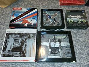 lot 70 image: Collection of 5 Diecast Model Aircraft including B-29 and Gee Bee