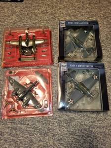 lot 71 image: Set of 4 Die-Cast Model Aircraft - SkyMax TBD-1 Devastator & Assorted Models