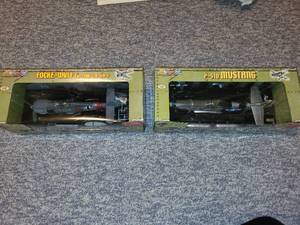 lot 79 image: Set of 2 Vintage Fighter Plane Models - Focke-Wulf & P-51D Mustang