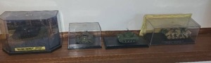 lot 101 image: Collection of 4 Die-Cast Model Tanks in Display Cases