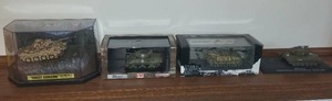 lot 102 image: Collection of 4 Die-Cast Model Tanks with Display Cases