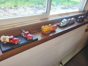 lot 111 image: Collection of Die-Cast Model Vehicles, Including Tow Truck and Car Carrier