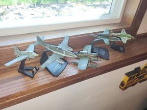 lot 113 image: Set of 6 Diecast WWII Military Model Airplanes