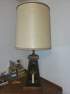lot 115 image: Vintage Wooden Table Lamp with Burlap Shade